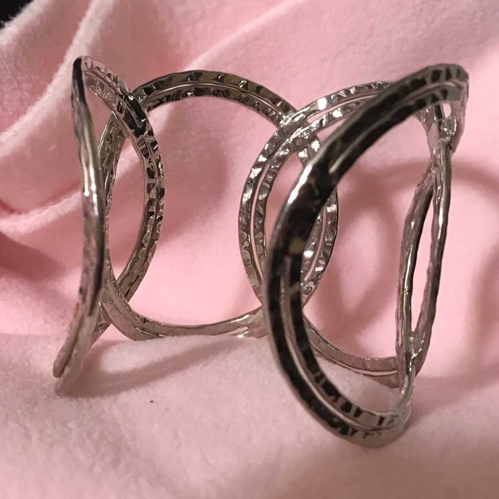 Gorgeous Cuff. - image 2